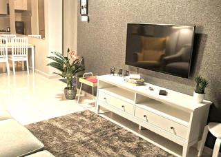 3 Bedrooms Short Stays Condo at KLCC - 9