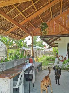 Yas villas homestay - General Luna - 7