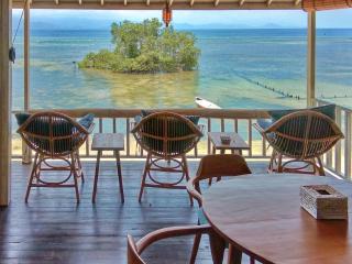 Lembo Lagoon Bungalows - 4