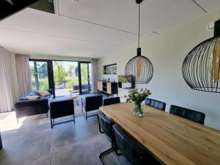 Water Villa in Balk with Lake Access - 8