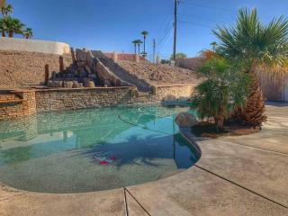 ULTIMATE BACKYARD-POOL/SPA. SLIDE. LAKEVIEW. BALL - Lake Havasu City - 2