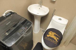 A2J BGC Luxury 2BR Loft Near Burgos Circle, Malls - 3