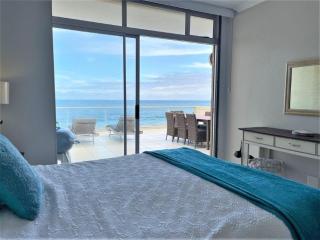 Beachfront @ Driftwood 6 Luxury Family Apartment - Ballito - 2
