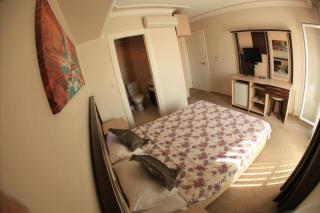 Vita Park Boutique Hotel - Konak - 0