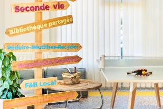 Greet Hotel Versailles - Voisins Le Bretonneux - Voisins-le-Bretonneux - 5