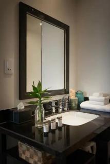 C Central Hotel- Đề Thám Bùi Viện Walking Street - 5