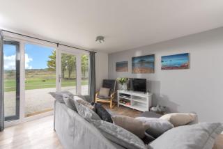 Wheal Jewel- Beautifully Fitted Wooden Lodge Helston Cornwall - 5