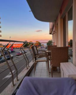 Heart of Summerland - Mamaia - 6