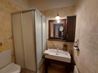 1882 Hotel - 1