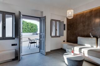 Elements Cozy Suites Pyrgos - Pyrgos - 2