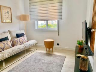 Grey House - Feel The Vibe - Vigo - 8