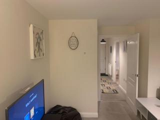 Alpha, Private Double Room, City Centre, Free Parking, Sittingbourne, Kent - Sittingbourne - 6