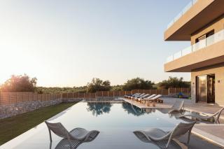 TreeTop Villa II, Private Pool, BBQ & Playground, By ThinkVilla - Loutra - 9