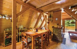 Beautiful 3-Bed House in Crni Lug - Crni Lug - 6