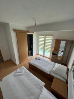 S&R Lake View Hostel - Konjic - 7