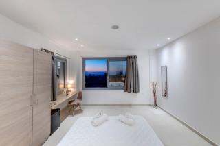 Chrysonisos Suites with Sunset & Seaviews near Kini - Ano Syros - 8