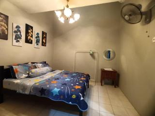 RUMAH RAISHA PRIVATE POOL - 4