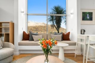 A Stunning Stay - Queenstown Holiday Home - 9