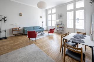 Place du Palais Centre Historique - Bordeaux - 9