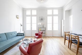 Place du Palais Centre Historique - Bordeaux - 6