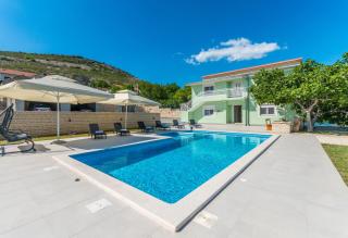 Poolincluded - Holiday Home Maslina - 7