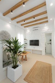 Kamvas Deluxe Apartments - Naxos Chora - 9