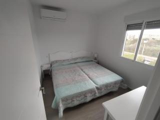 APARTAMENTO PRIMERA LINEA DE DOS DORMITORIOS - Isla Canela - 3