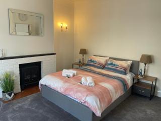 2 Bedroom Apartment Ground Floor Eastbourne Town Centre - Eastbourne - 0