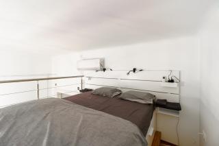 Central Loft-style flat next to Danube - 3