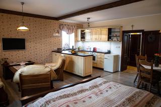 Kalvín Restaurant & Pension - 7