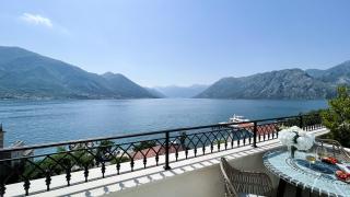 Penthouse on the Bay - 20m from the Beach - 1