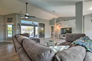Private Pool and Canal Views Home in Cape Coral - Cape Coral - 7
