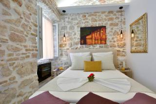 Corfu Cathedral Studio - 9