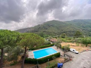 Condominio Ulivi - Piazza - 0