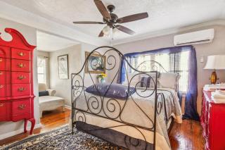 The Old Downtown Historic Grand Prairie House home - 2