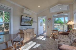 Pine River Model Cabin 1 BR Bayfield - 9