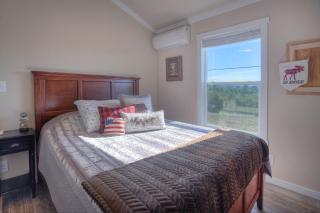 Pine River Model Cabin 1 BR Bayfield - 3