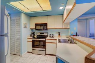 512 Barrington Court - 3