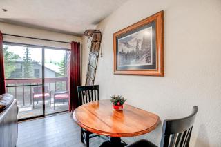 Cimarron Bear Condo: Fantastic Location, Sleeps 8 - 5