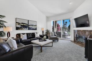 Palm Valley Full Access to Golf, Tennis, and Pickle Ball- Luxury 3 King Beds 3 Full Baths - 6