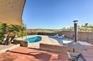 Tucson Oasis La Casa de las Palmas with Pool! - Tucson - 0