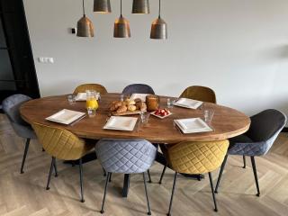 Eco-Villa w Hot Tub - 7