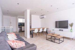 Sublime 71m Downtown And Near The Beach ! - Le Lavandou - 0