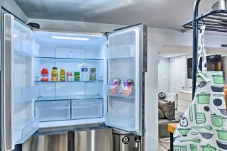 Stylish DC Studio about 5 Mi to National Mall! - 3