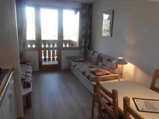 Studio cabine fonctionnel, accès direct pistes, balcon - FR-1-181-2244 - 0