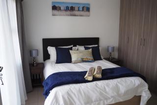 OR Tambo Self Catering Apartments, The Willows - 1