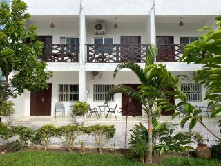 Queen Zee Garden Apartments - Kololi - 0
