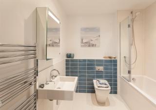 16 Woolacombe - Luxury Apartment at Byron Woolacombe, only 4 minute walk to Woolacombe Beach! - 4