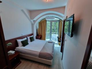 SU Hotel - Ohrid - 3