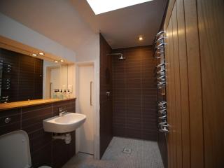 Beili Glas Cottage - 2